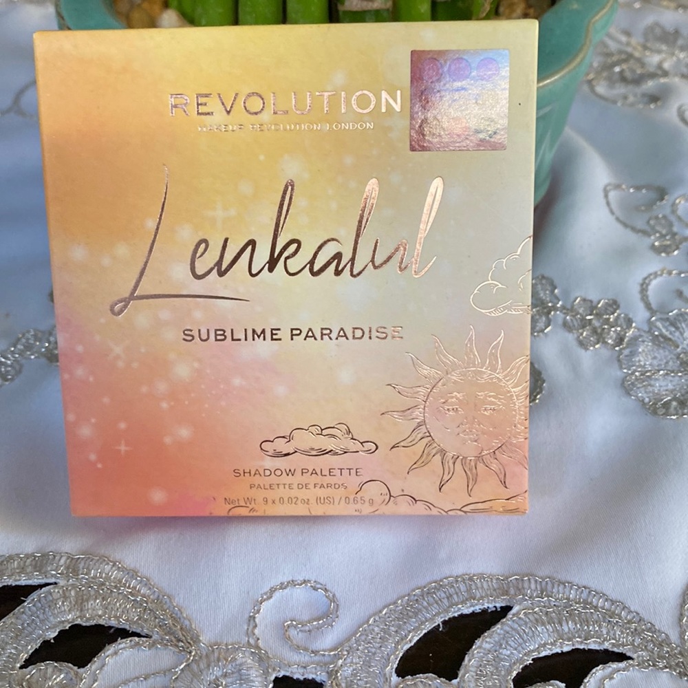 Eyeshadow palette